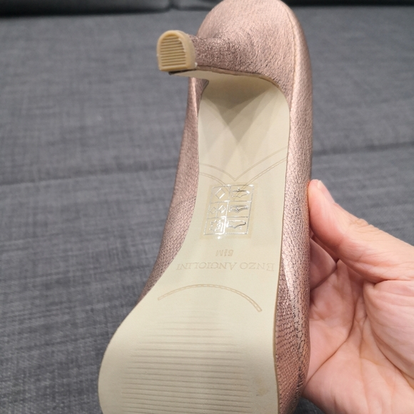 Enzo Angiolini Rose Gold High Heels - Picture 5 of 8